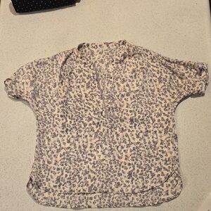 Liz Claiborne Leopard Print Short Sleeve Top - Cream and Gray
